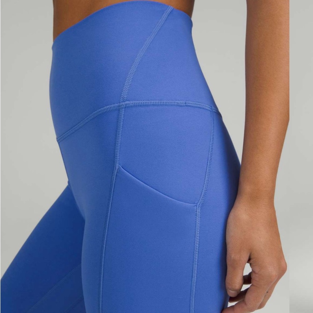 lululemon Align™ HR Crop 23" *Pockets WLIN 
Color: Wild Indigo
Size: 6